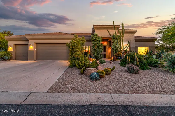 Property Slideshow image 3 of 56 | 6867 e crimson sky trl, Scottsdale, AZ, 85266