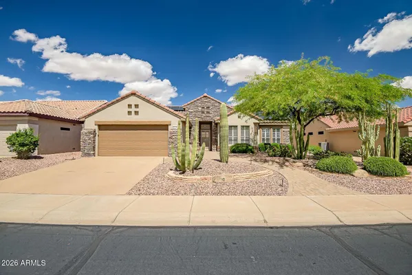 Property Slideshow image 3 of 34 | 15776 w silver breeze dr, Surprise, AZ, 85374