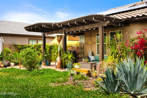 Property Slideshow image 2 of 32 | 2399 e san miguel dr, Casa Grande, AZ, 85194