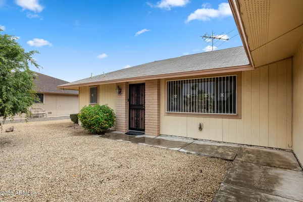 Property Slideshow image 3 of 29 | 21007 n sunglow dr, Sun City West, AZ, 85375