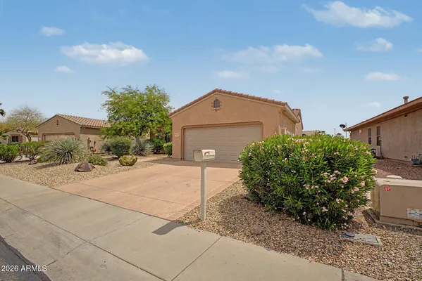 Property Slideshow image 2 of 23 | 21563 n casa royale dr, Surprise, AZ, 85387