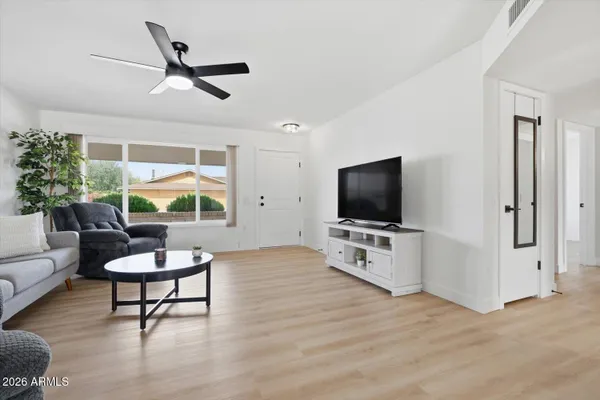 Property Slideshow image 3 of 35 | 19814 n pine springs dr, Sun City, AZ, 85373