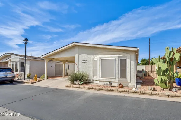 Property Slideshow image 3 of 45 | 1952 e augusta ave, Chandler, AZ, 85249