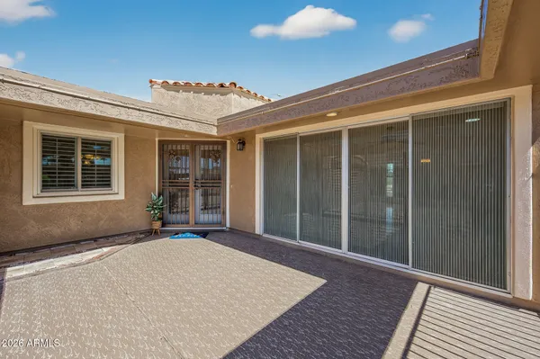 Property Slideshow image 2 of 60 | 10702 w wedgewood dr, Sun City, AZ, 85351