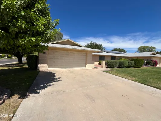 Property Slideshow image 2 of 49 | 17652 n del webb blvd, Sun City, AZ, 85373