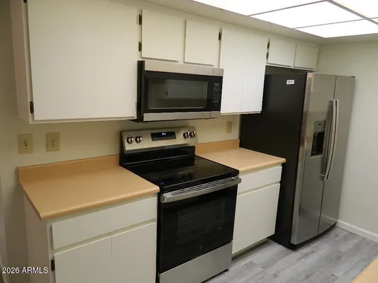 Property Slideshow image 2 of 13 | 18663 n palomar dr, Sun City West, AZ, 85375