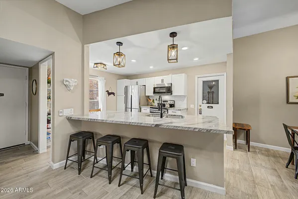 Property Slideshow image 3 of 30 | 10333 w highwood ln, Sun City, AZ, 85373