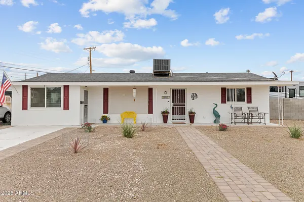 Property Slideshow image 2 of 22 | 5502 e butte st, Mesa, AZ, 85205