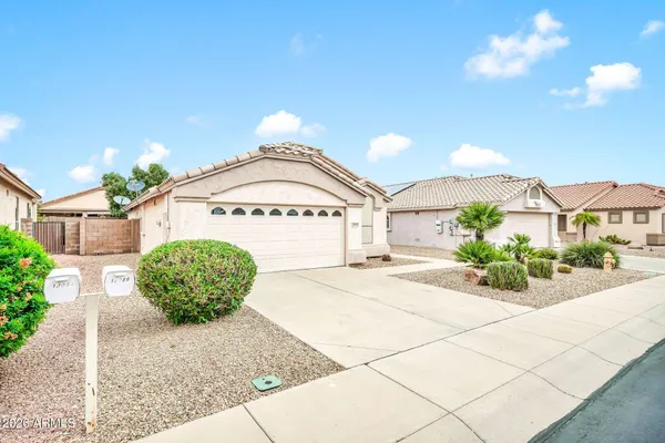 Property Slideshow image 3 of 45 | 18086 w skyline dr, Surprise, AZ, 85374
