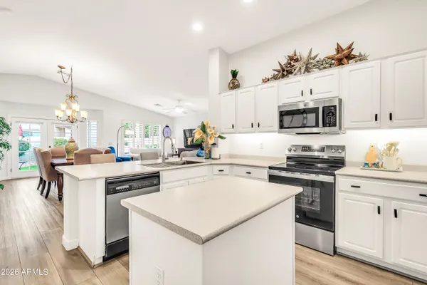 Property Slideshow image 2 of 58 | 4684 e walnut rd, Gilbert, AZ, 85298