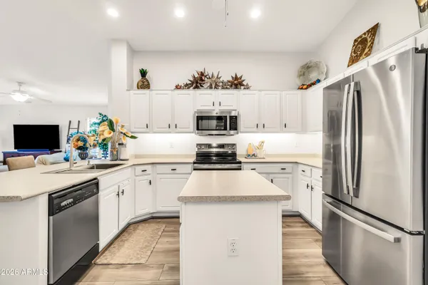 Property Slideshow image 3 of 58 | 4684 e walnut rd, Gilbert, AZ, 85298