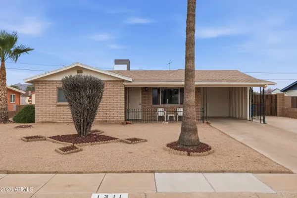 Property Slideshow image 2 of 34 | 1311 s mara dr, Apache Junction, AZ, 85120