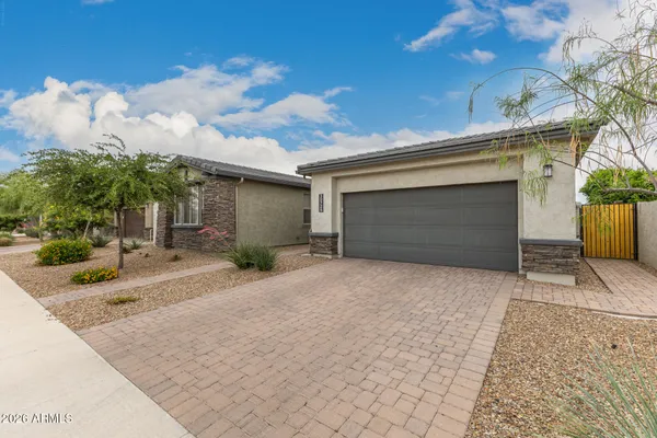 Property Slideshow image 2 of 40 | 39725 n hailey ln, San Tan Valley, AZ, 85140