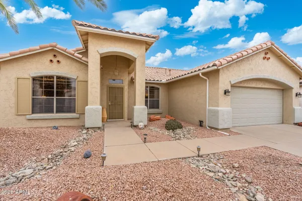 Property Slideshow image 2 of 39 | 17819 w club vista dr, Surprise, AZ, 85374