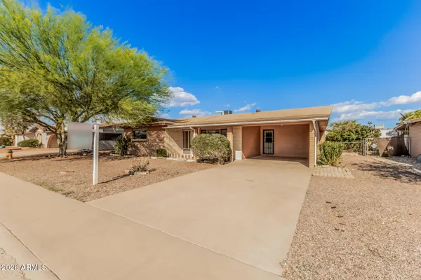 Property Slideshow image 2 of 23 | 1161 s ocotillo dr, Apache Junction, AZ, 85120