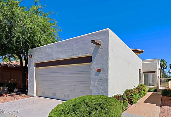 Property Slideshow image 3 of 42 | 17229 n zuni trl, Surprise, AZ, 85374