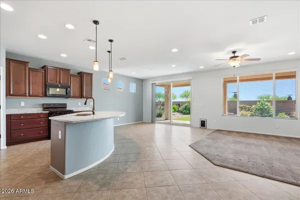 Property Slideshow image 3 of 40 | 5587 w cinder brook way, Florence, AZ, 85132