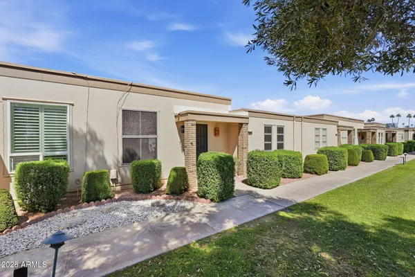 Property Slideshow image 3 of 25 | 10046 w hawthorn dr, Sun City, AZ, 85351