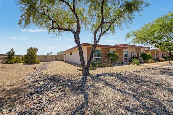Property Slideshow image 2 of 34 | 9901 w cedar dr, Sun City, AZ, 85351