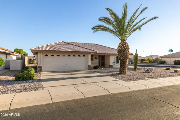 Property Slideshow image 2 of 44 | 10951 e keats ave, Mesa, AZ, 85209