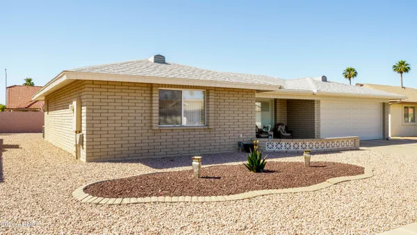 Property Slideshow image 2 of 23 | 8033 e neville ave, Mesa, AZ, 85209