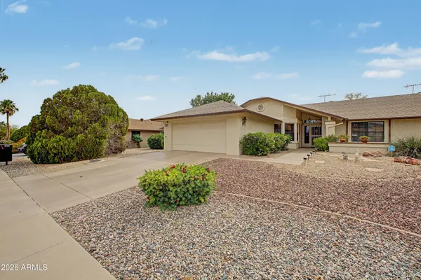 Property Slideshow image 3 of 23 | 20410 n spring meadow dr, Sun City West, AZ, 85375