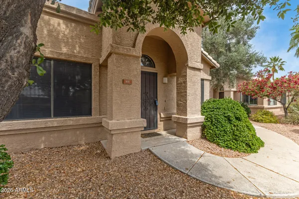 Property Slideshow image 2 of 50 | 14300 w bell rd 311, Surprise, AZ, 85374