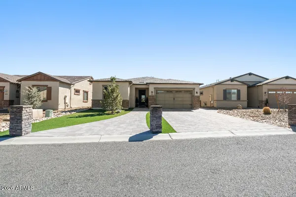 Property Slideshow image 3 of 57 | 7997 e bella vista ln, Prescott Valley, AZ, 86315