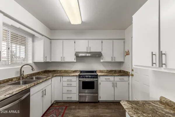 Property Slideshow image 3 of 18 | 6037 e evergreen st, Mesa, AZ, 85205