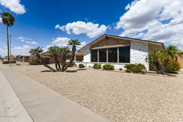 Property Slideshow image 3 of 26 | 9434 w raintree dr, Sun City, AZ, 85351