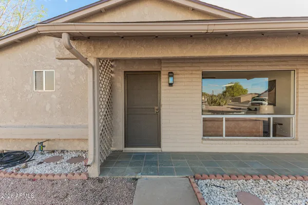 Property Slideshow image 3 of 25 | 1152 s 81st pl, Mesa, AZ, 85208