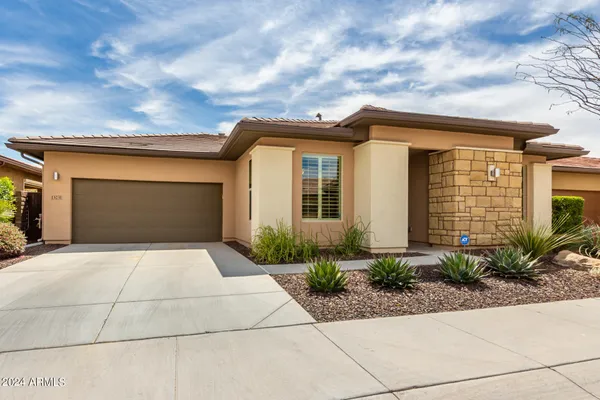 Property Slideshow image 3 of 44 | 13231 w hummingbird ter, Peoria, AZ, 85383