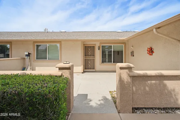 Property Slideshow image 2 of 34 | 9518 w oak ridge dr, Sun City, AZ, 85351