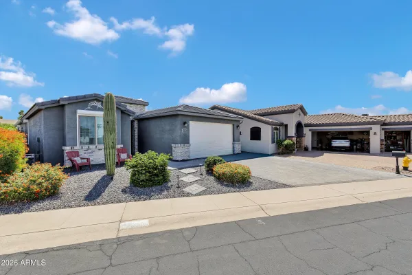 Property Slideshow image 3 of 39 | 5755 e marlin pl, Mesa, AZ, 85215