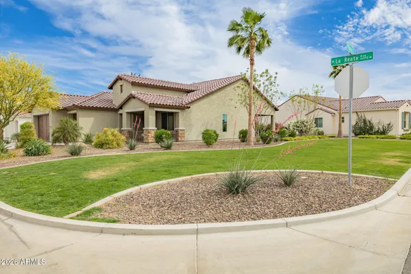 Property Slideshow image 3 of 62 | 16455 w la reata ave, Goodyear, AZ, 85395