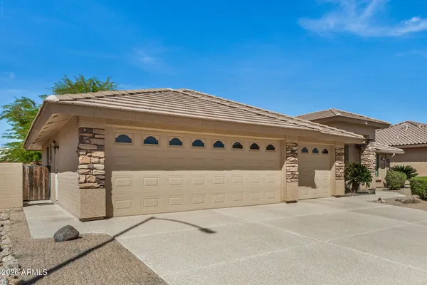 Property Slideshow image 3 of 32 | 2730 s willow wood, Mesa, AZ, 85209