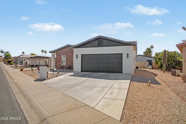 Property Slideshow image 2 of 28 | 5721 e leland st, Mesa, AZ, 85215
