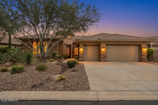 Property Slideshow image 2 of 89 | 1303 w spirit dr, Anthem, AZ, 85086