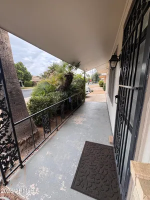 Property Slideshow image 3 of 22 | 18842 n lakeforest dr, Sun City, AZ, 85373