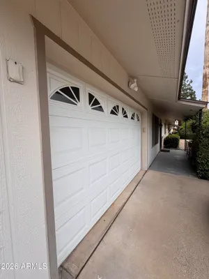 Property Slideshow image 2 of 22 | 18842 n lakeforest dr, Sun City, AZ, 85373