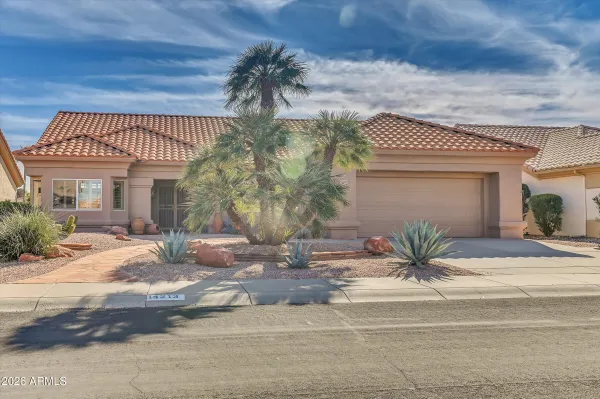 Property Slideshow image 2 of 53 | 14213 w parada dr, Sun City West, AZ, 85375