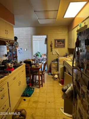 Property Slideshow image 3 of 7 | 10856 w oakmont dr, Sun City, AZ, 85351