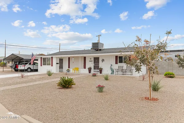 Property Slideshow image 3 of 22 | 5502 e butte st, Mesa, AZ, 85205