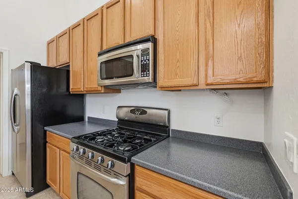 Property Slideshow image 3 of 41 | 1533 e laurel dr, Casa Grande, AZ, 85122