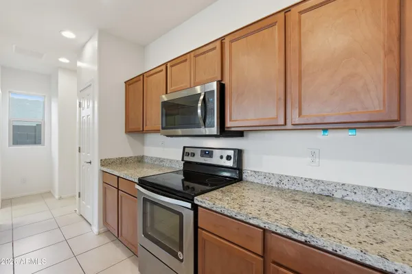 Property Slideshow image 3 of 29 | 17944 w cedarwood ln, Goodyear, AZ, 85338