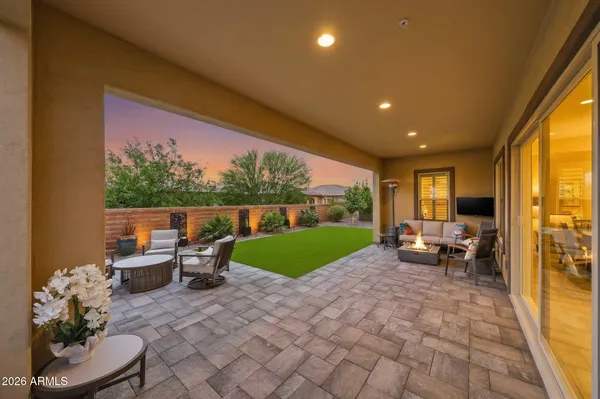 Property Slideshow image 3 of 57 | 13371 w montansoro ln, Peoria, AZ, 85383