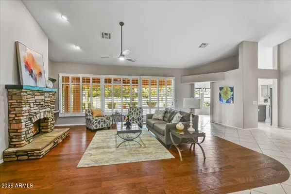 Property Slideshow image 3 of 25 | 19100 n 85th ln, Peoria, AZ, 85382