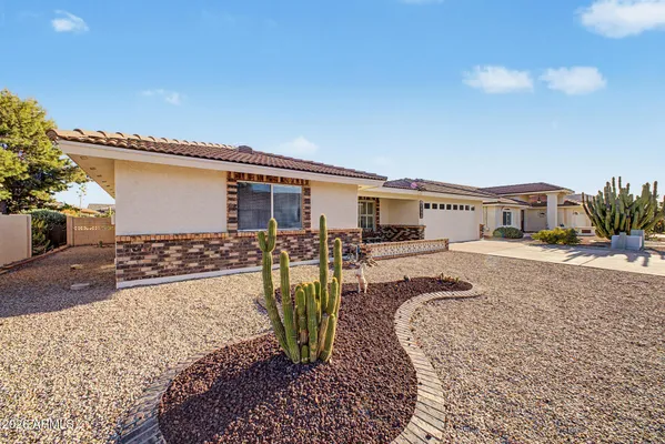 Property Slideshow image 3 of 83 | 7805 e neville ave, Mesa, AZ, 85209