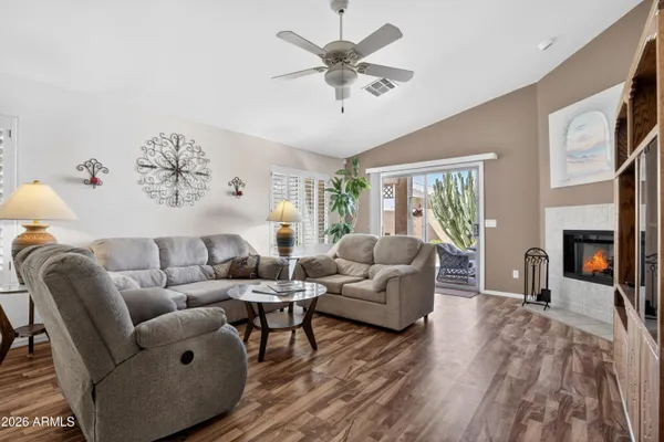 Property Slideshow image 3 of 22 | 14056 w fieldings fry, Surprise, AZ, 85374