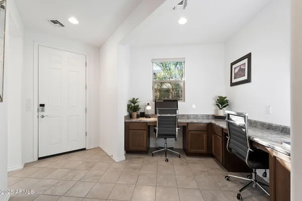 Property Slideshow image 3 of 44 | 678 e cobble stone dr, Queen Creek, AZ, 85140